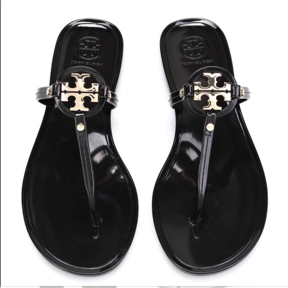 ISO:Tory Burch
